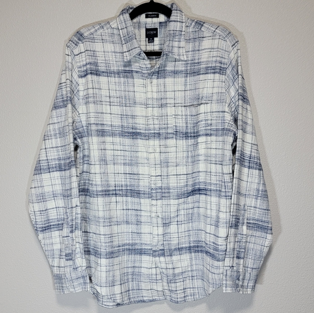 J.crew outlet classic fit cotton blue and white button up shirt